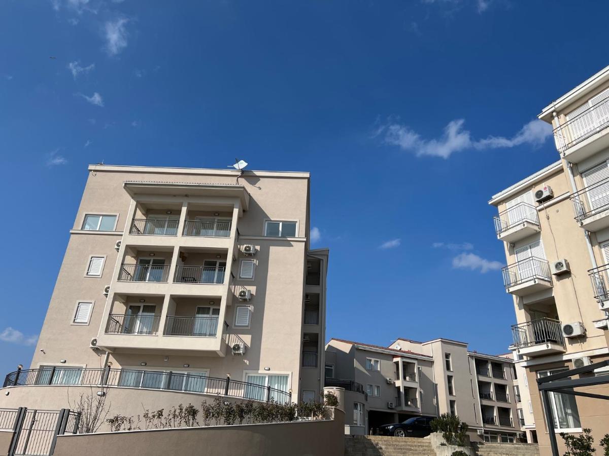 Studio Apartment Marina Mel نوفي فينودولسكي المظهر الخارجي الصورة