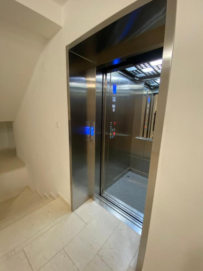 Studio Apartment Marina Mel نوفي فينودولسكي المظهر الخارجي الصورة